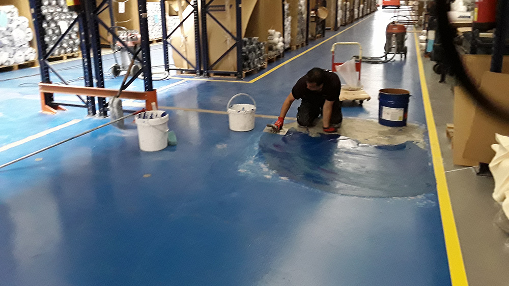 Reparación de pavimento de almacén