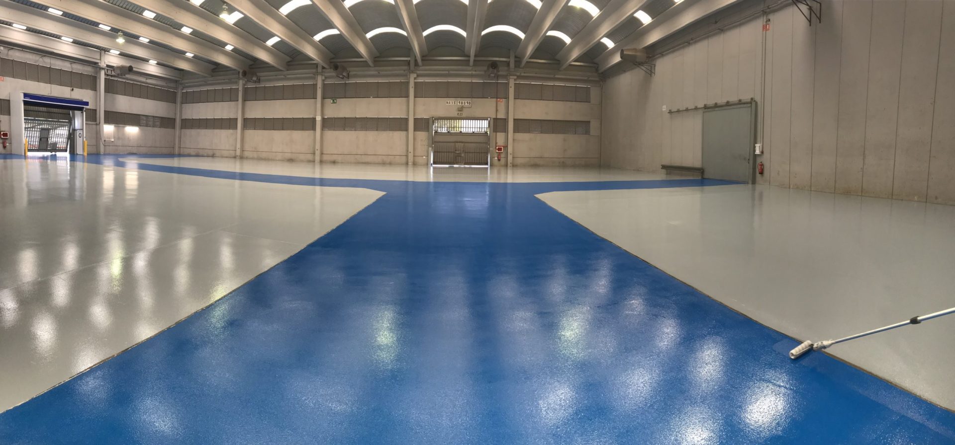 Paviment de nau industrial